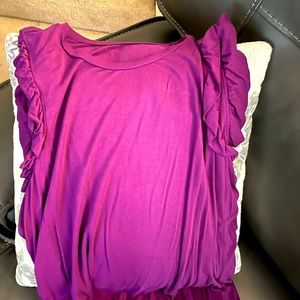 Cute sleeveless tee, purple in color